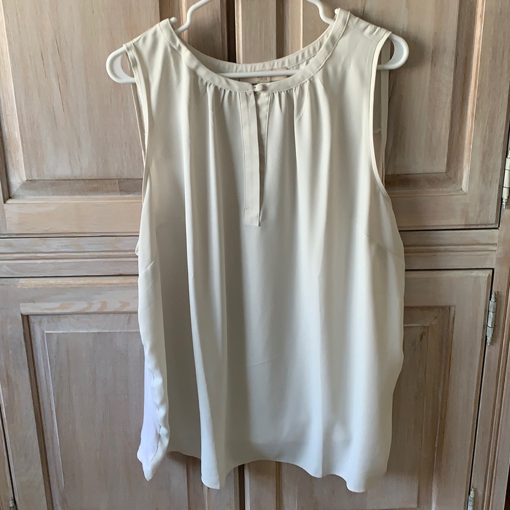 LOFT plus 16/18 Cream Sleeveless Blouse